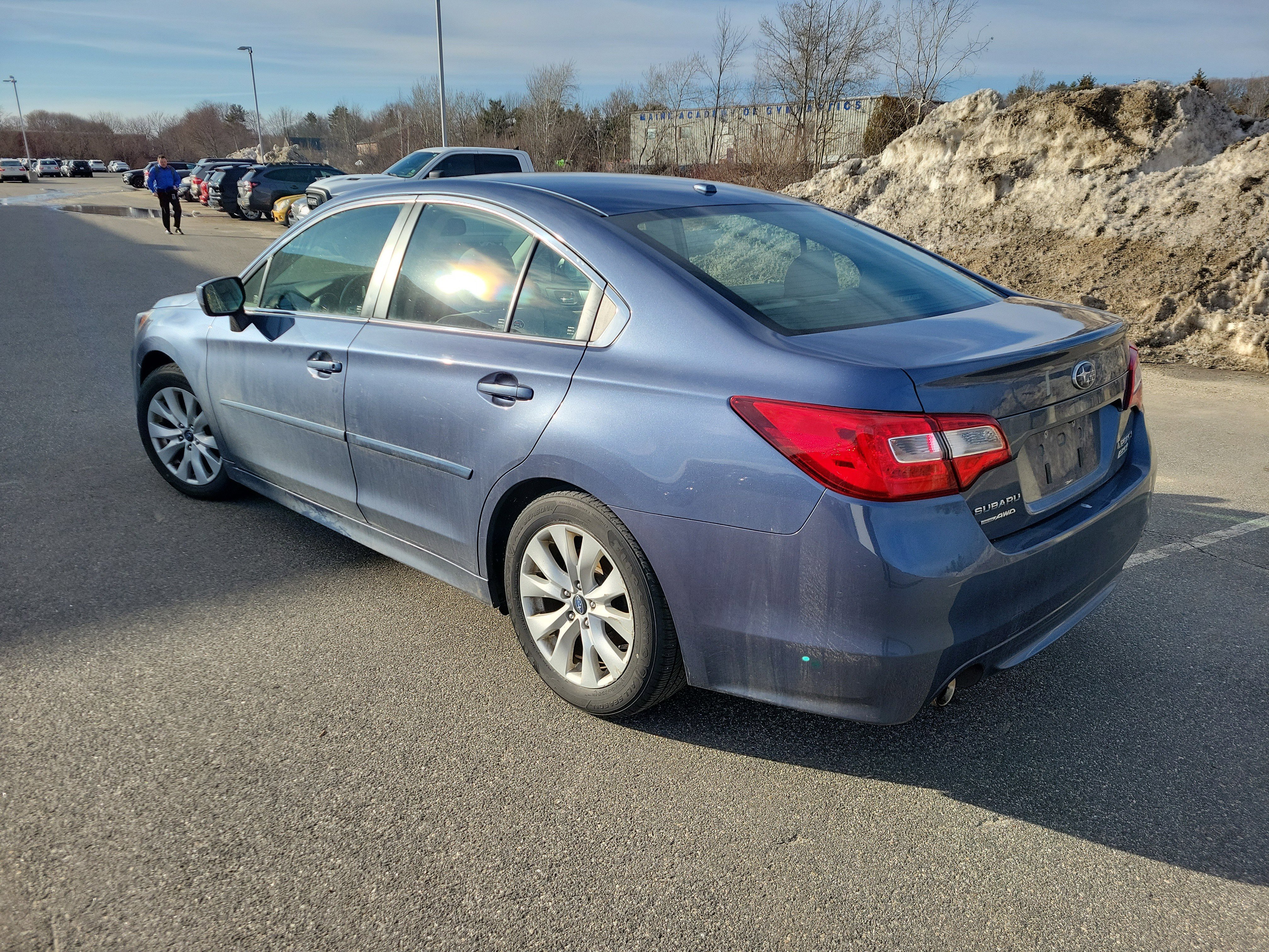 Used 2015 Subaru Legacy 2.5i Premium w/ Moonroof Package image 7