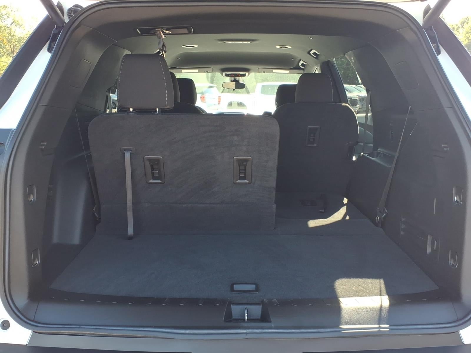 Used 2023 Chevrolet Traverse LT AWD/4WD image 12