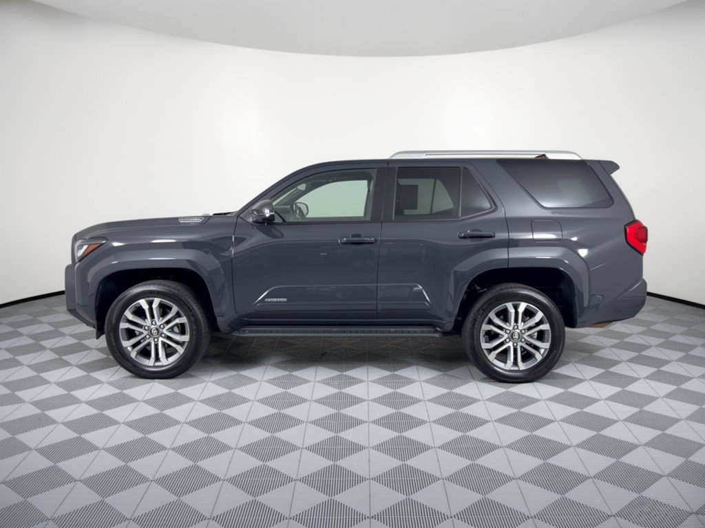 Used 2025 Toyota 4Runner Limited AWD/4WD image 2