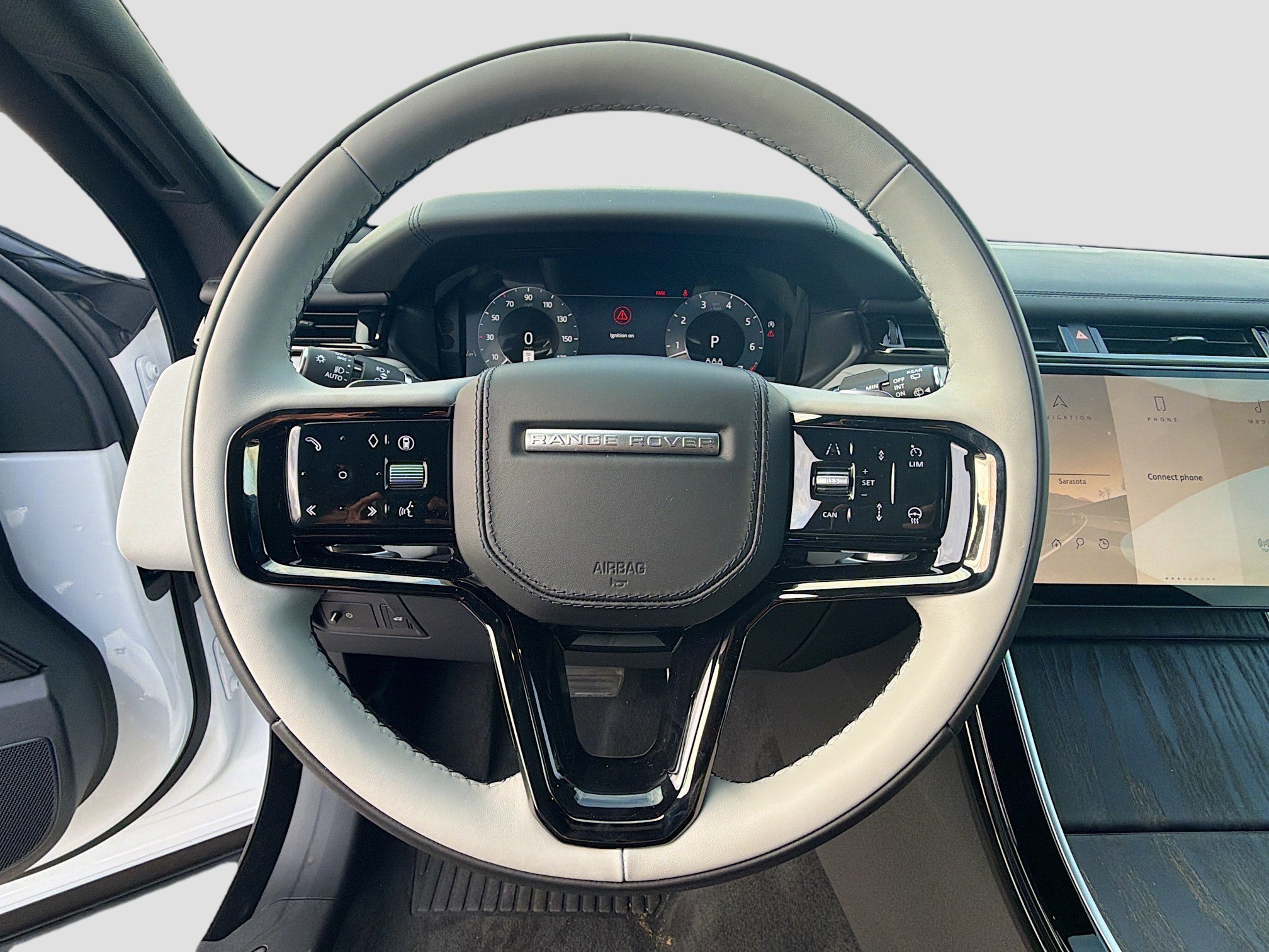 New 2026 Land Rover Range Rover Velar Dynamic SE image 39