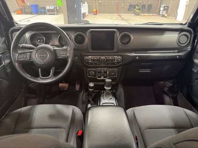 Used 2023 Jeep Wrangler Willys image 5