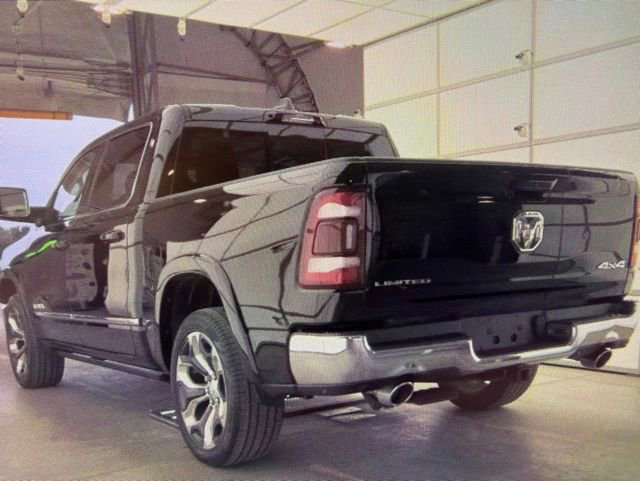 Used 2023 RAM 1500 Limited AWD/4WD image 3