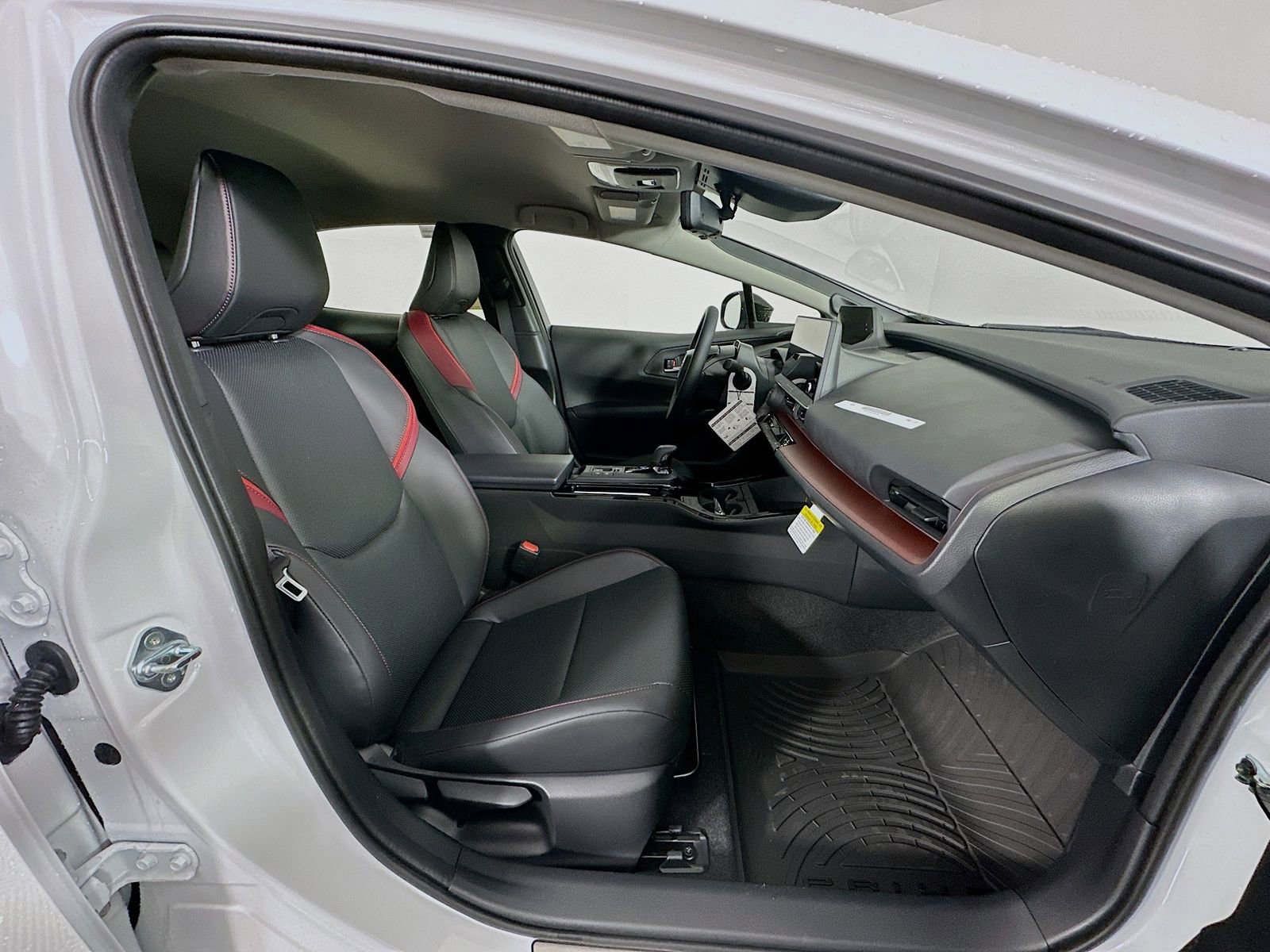 New 2026 Toyota Prius Plug-In Hybrid image 29