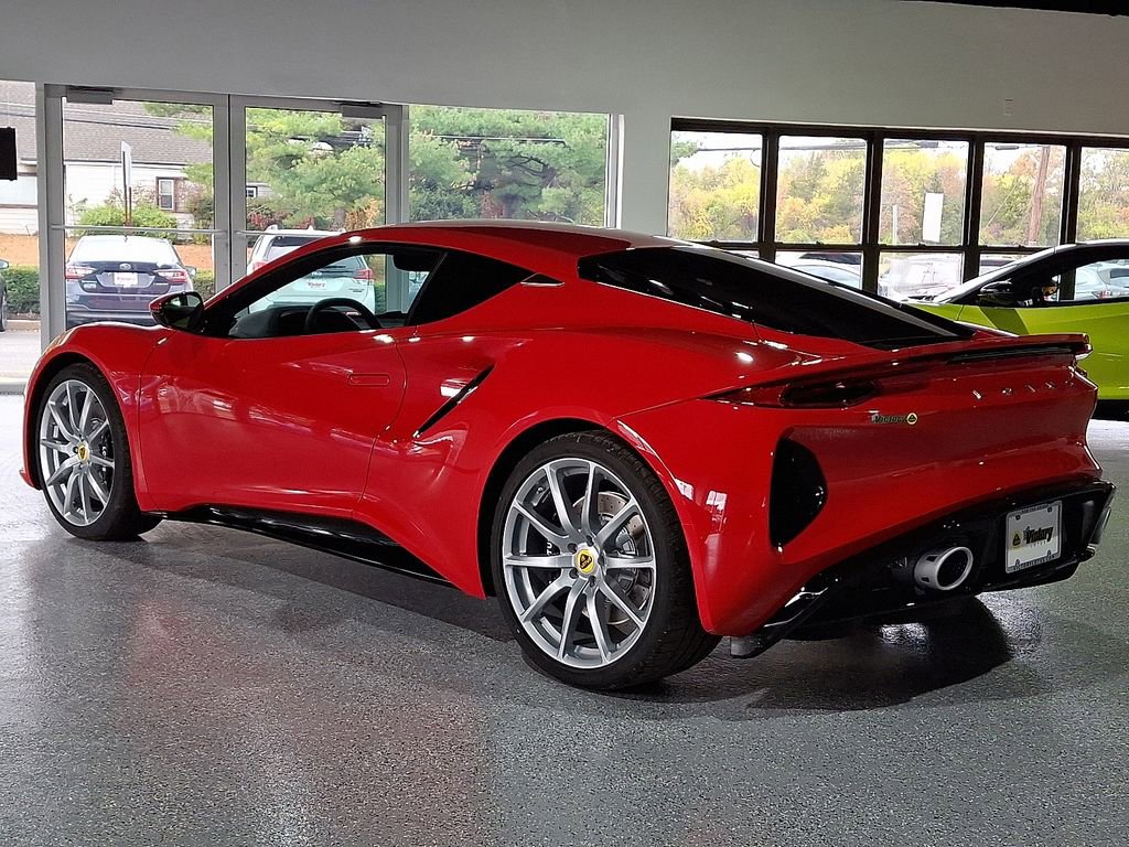 Used 2025 Lotus Emira video 3