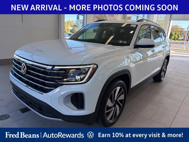 Used 2024 Volkswagen Atlas SE AWD/4WD image 3