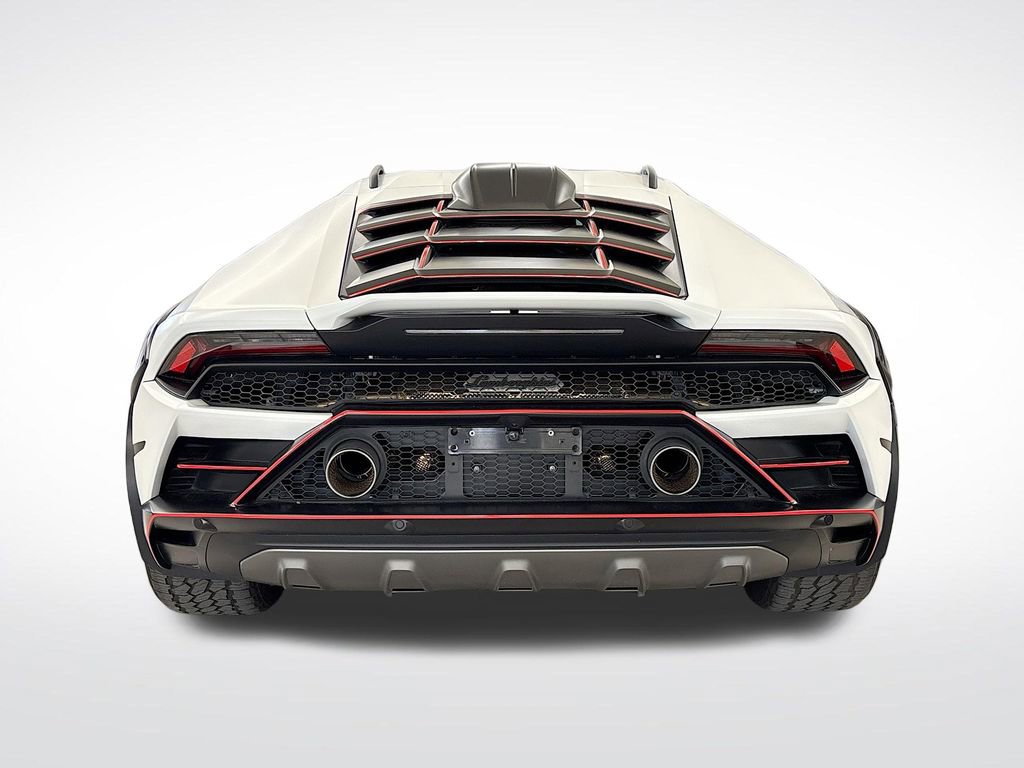 Used 2023 Lamborghini Huracan Sterrato image 4