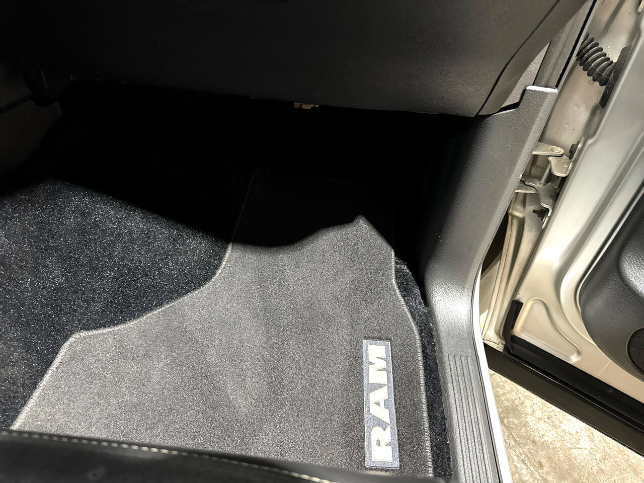 Used 2005 Dodge Ram 1500 Truck 2WD Quad Cab image 83