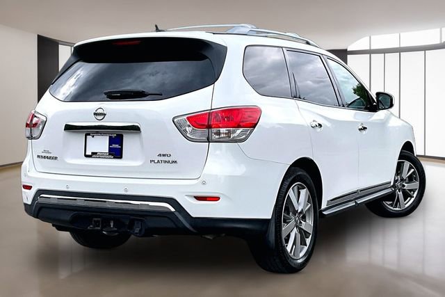 Used 2013 Nissan Pathfinder Platinum AWD/4WD image 6