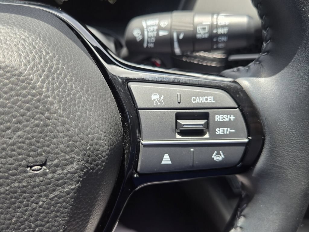 Certified 2025 Honda HR-V EX-L image 23