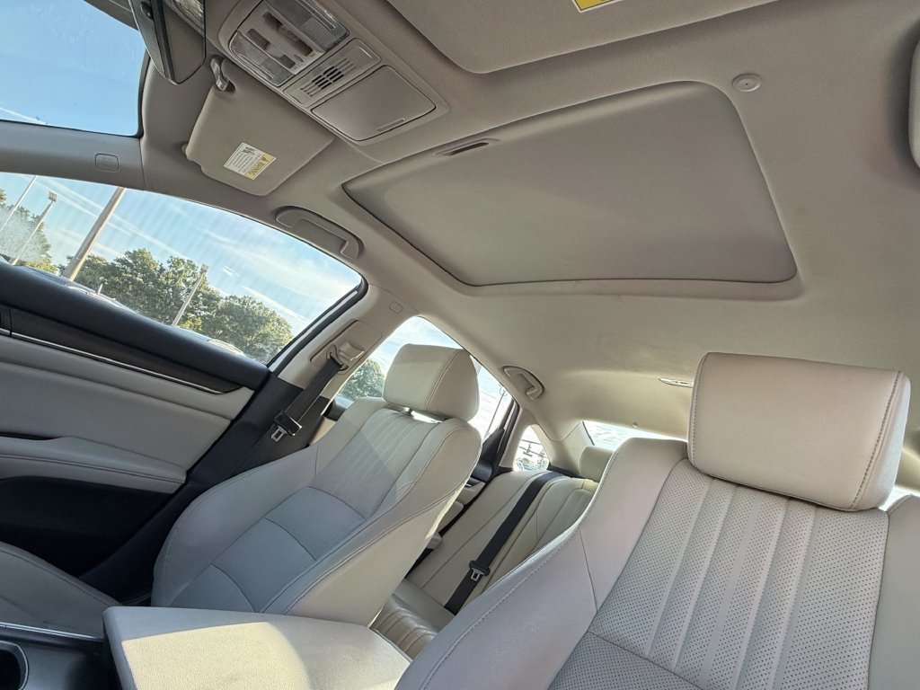 Used 2021 Honda Accord EX-L image 24
