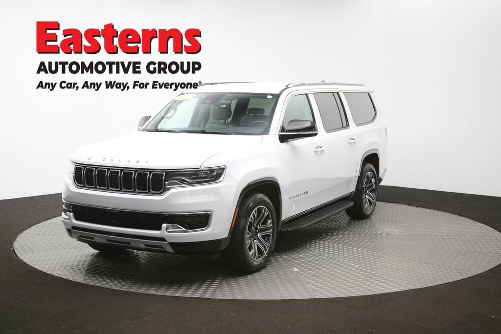 Used 2024 Jeep Wagoneer L Series II w/ Flexible Seating Group RWD image 58