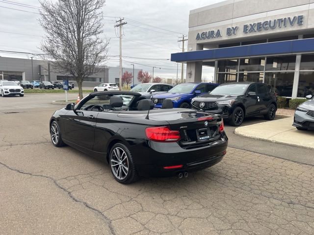 Used 2019 BMW 230i xDrive Convertible image 21