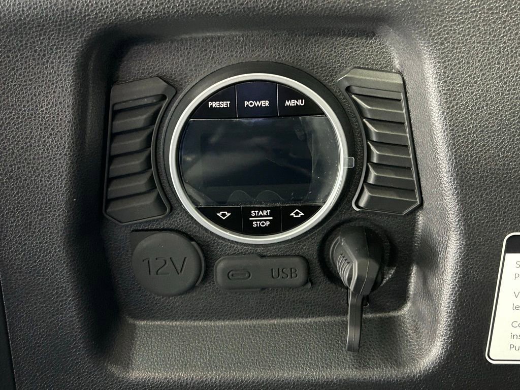 Used 2025 Lexus GX 550 AWD/4WD image 16