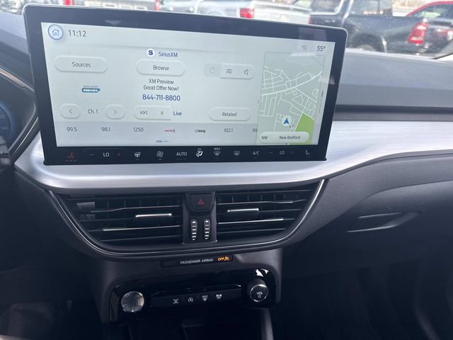 Used 2025 Ford Escape Platinum AWD/4WD image 29