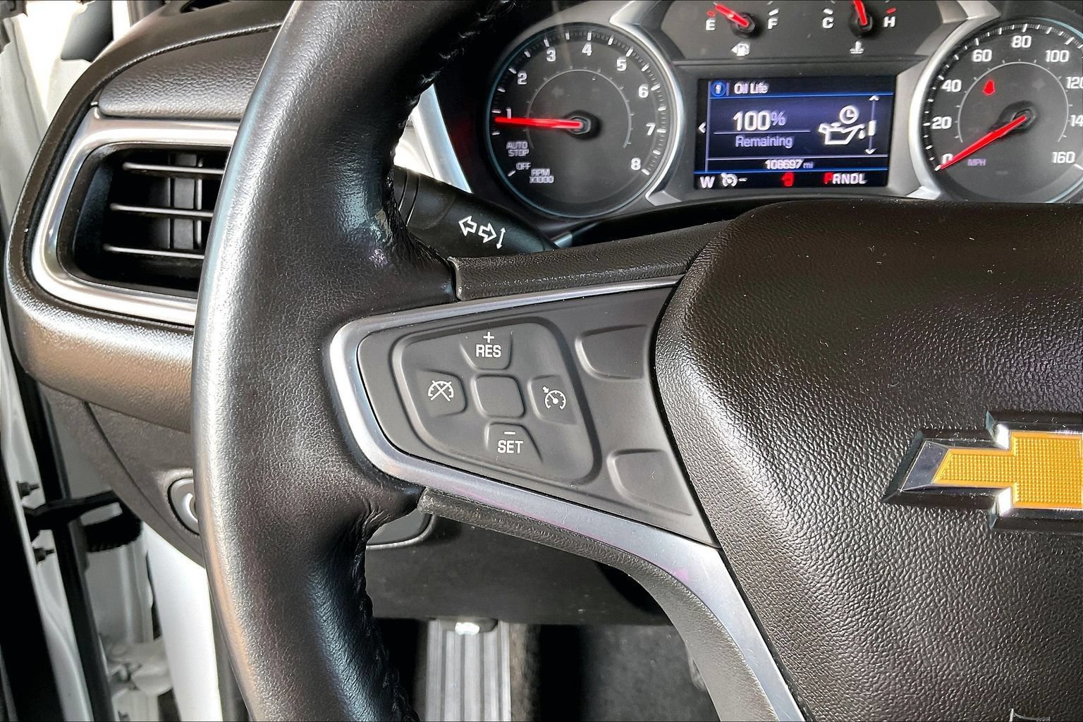 Used 2019 Chevrolet Equinox LT AWD/4WD image 11
