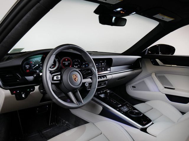 Certified 2025 Porsche 911 Turbo S AWD/4WD image 4
