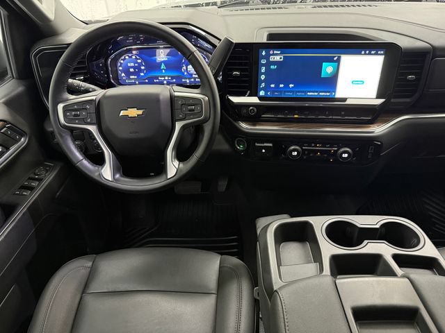 Used 2024 Chevrolet Silverado 1500 LT w/ Leather Package RWD image 31