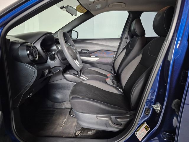 Used 2018 Nissan Kicks SV w/ Exterior Package FWD image 14
