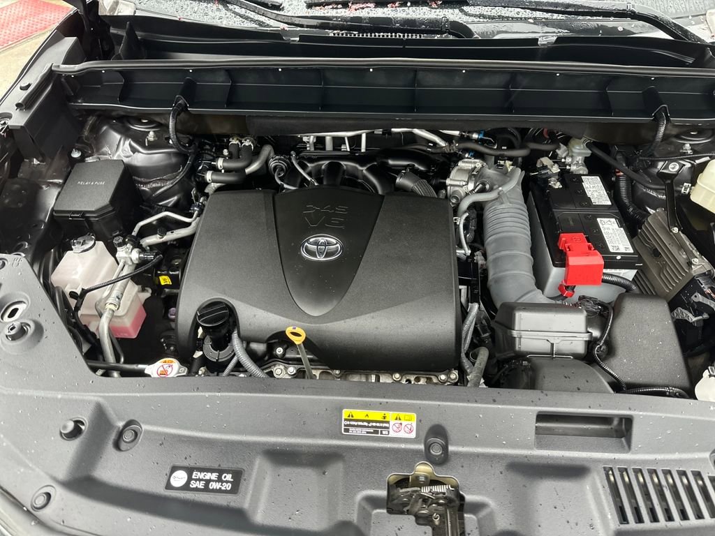 Used 2021 Toyota Highlander XSE image 31