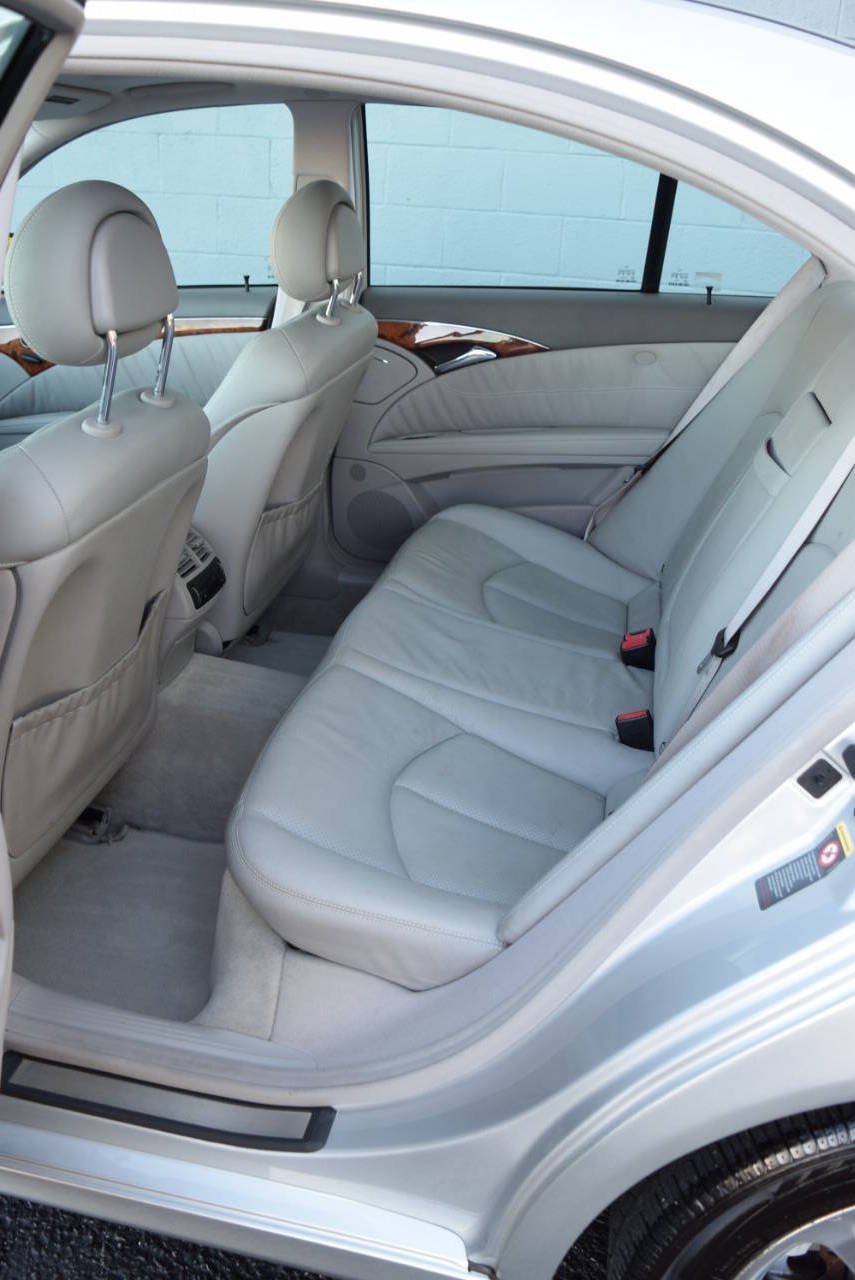 Used 2004 Mercedes-Benz E 500 Sedan image 33
