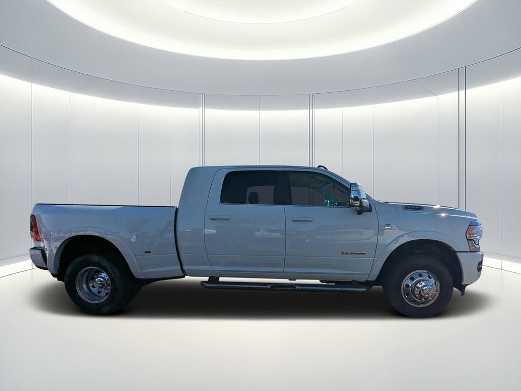 Used 2023 RAM 3500 Limited image 3