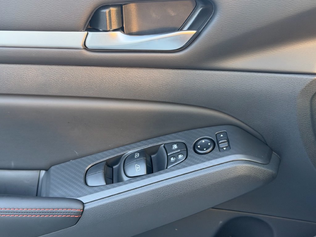New 2026 Nissan Altima 2.5 SR FWD image 15