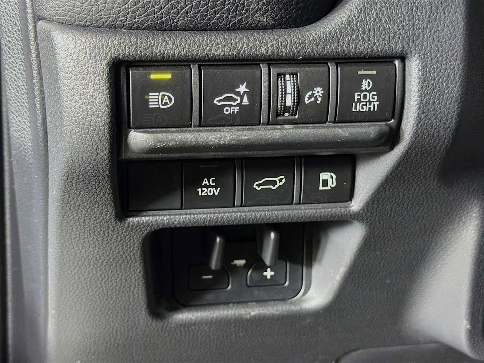 Used 2026 Toyota Land Cruiser w/ Premium Package AWD/4WD image 9