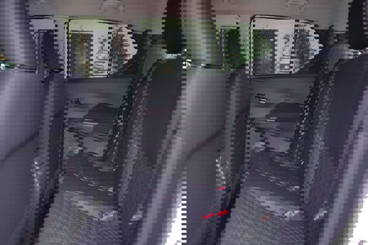 Used 2022 Nissan Kicks SV image 30