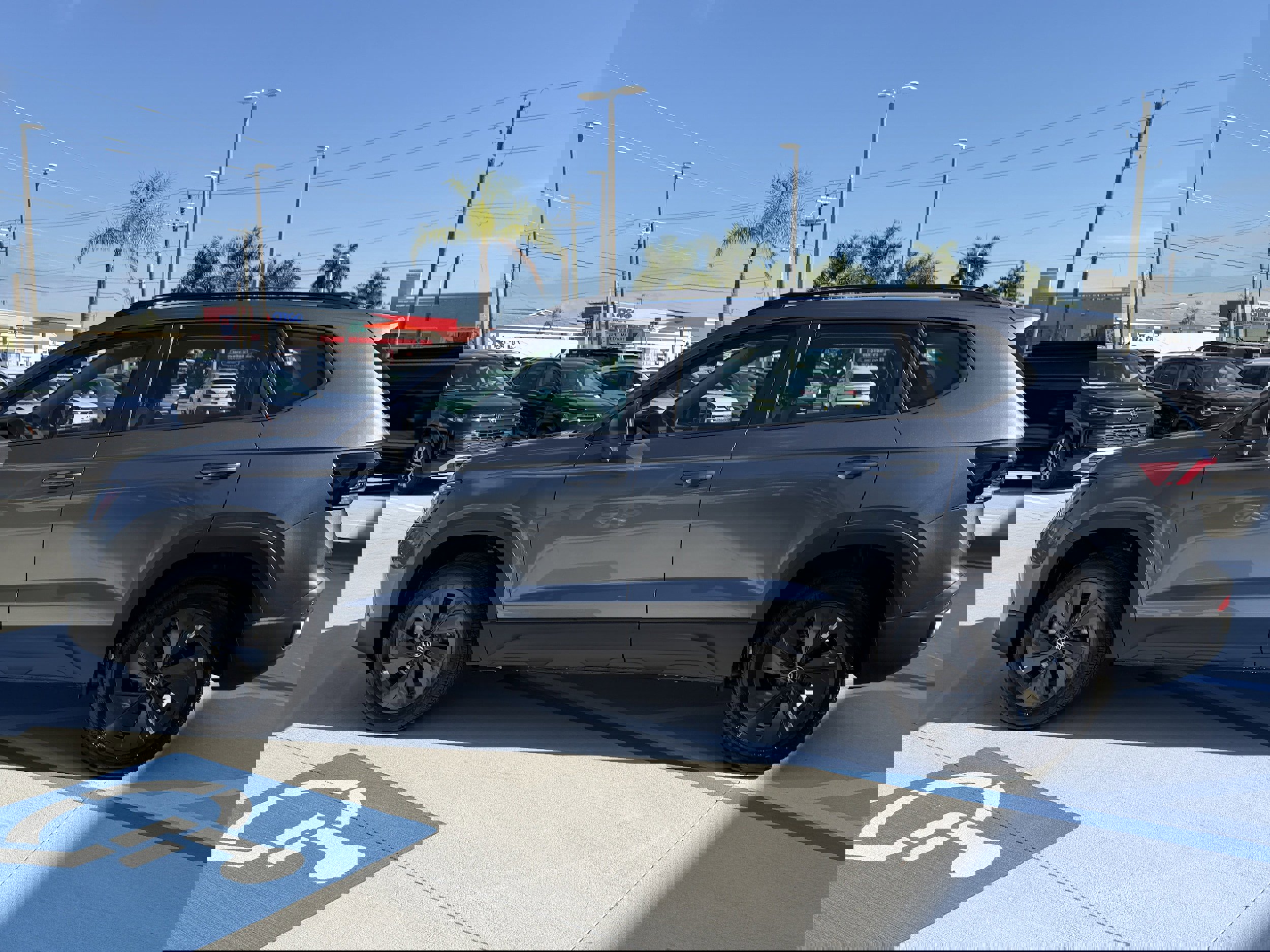 New 2026 Volkswagen Taos S image 6