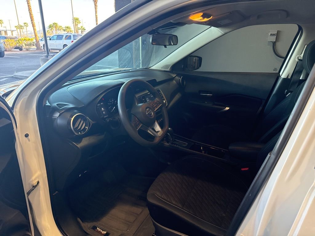 Used 2021 Nissan Kicks SV image 21