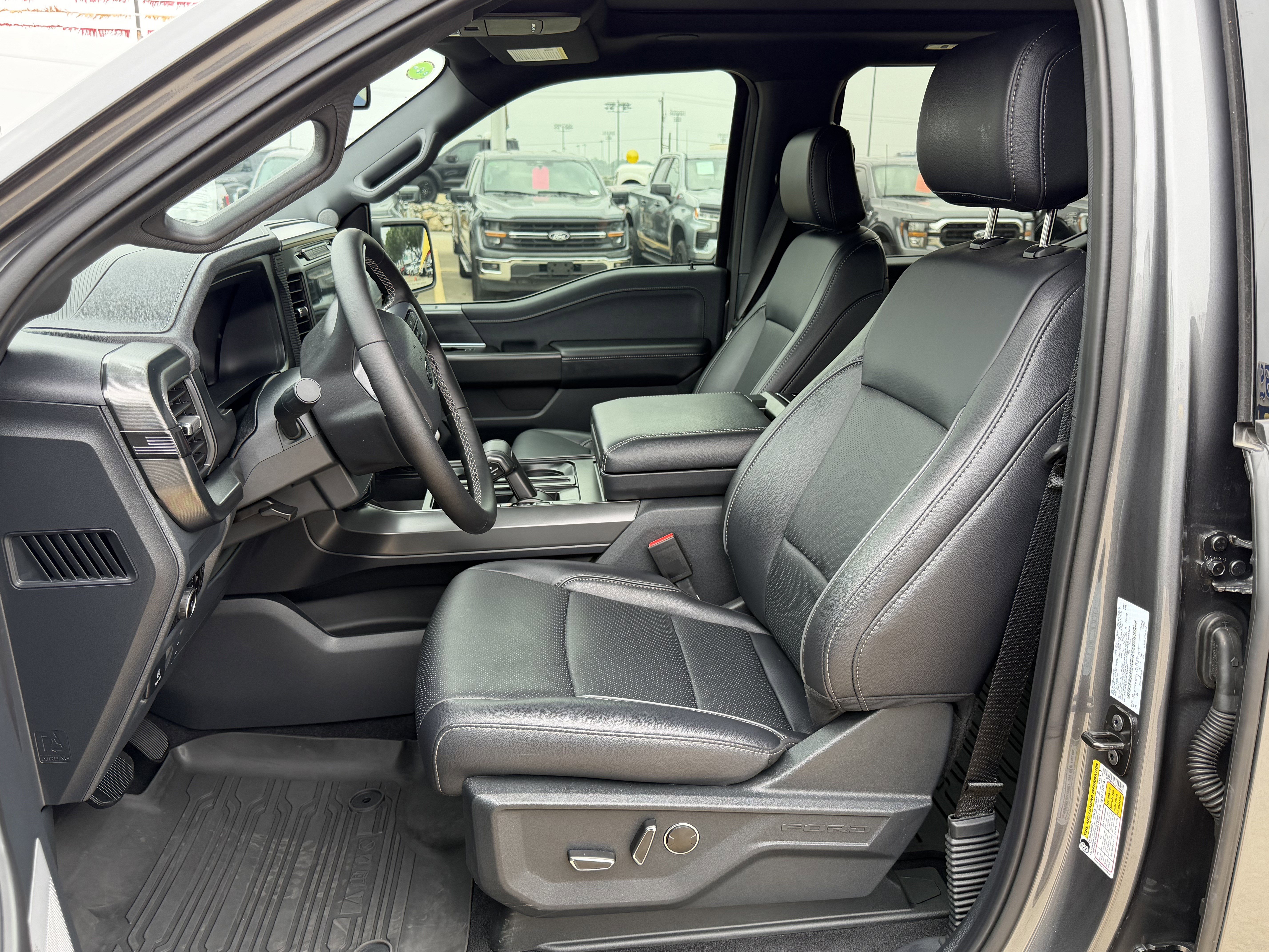 Used 2025 Ford F150 Lariat w/ Equipment Group 502A High AWD/4WD image 21