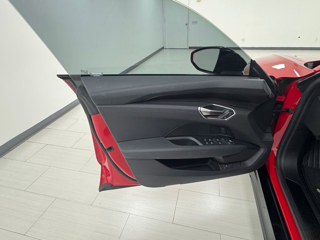 Used 2022 Audi e-tron GT Premium Plus w/ Performance Package image 9