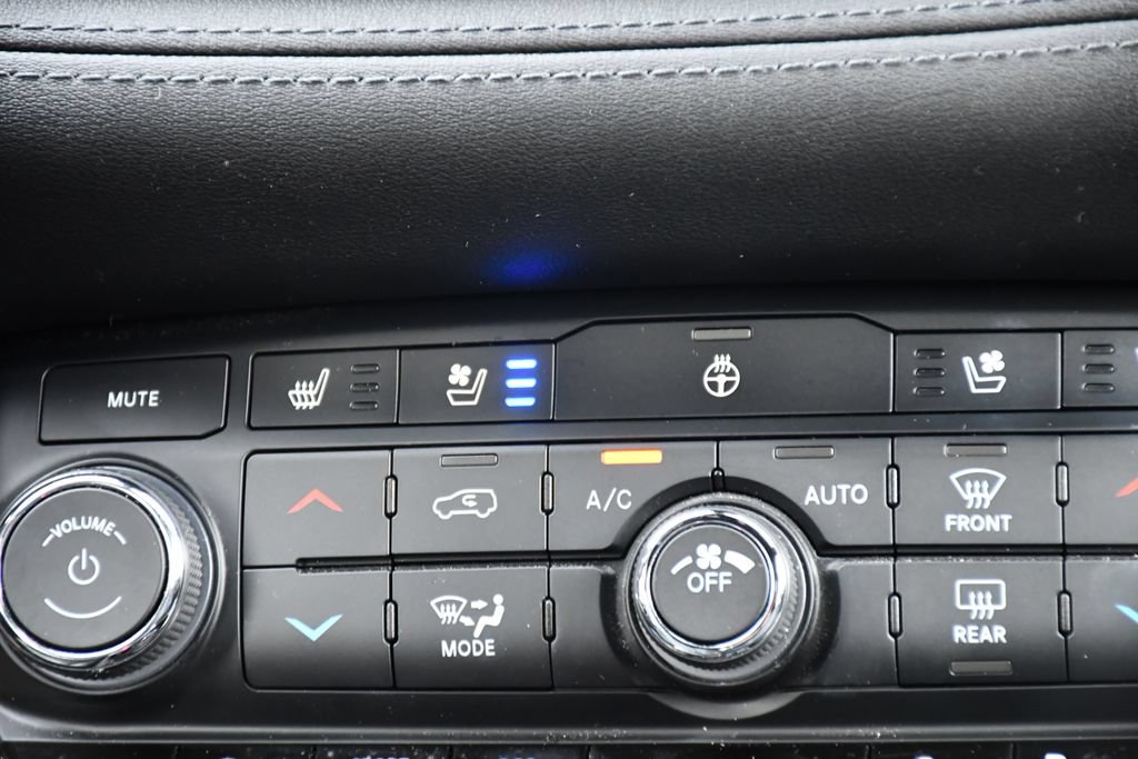 Used 2022 Dodge Durango Citadel AWD/4WD image 32
