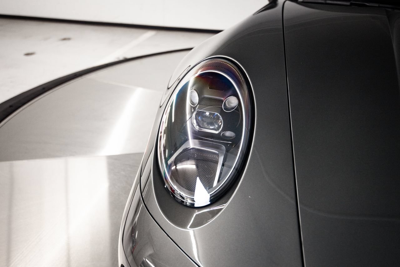 Certified 2020 Porsche 911 Carrera 4S AWD/4WD image 13
