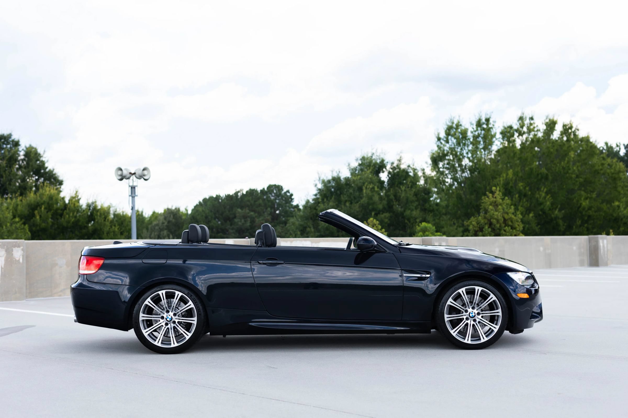 Used 2010 BMW M3 Convertible RWD image 8