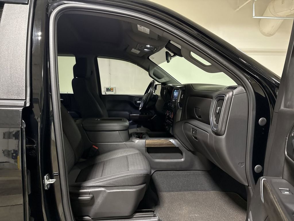 Used 2020 Chevrolet Silverado 1500 RST image 21