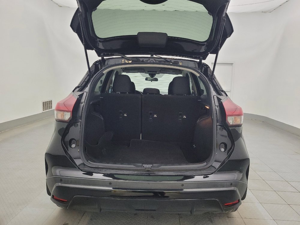 Used 2022 Nissan Kicks SV image 29