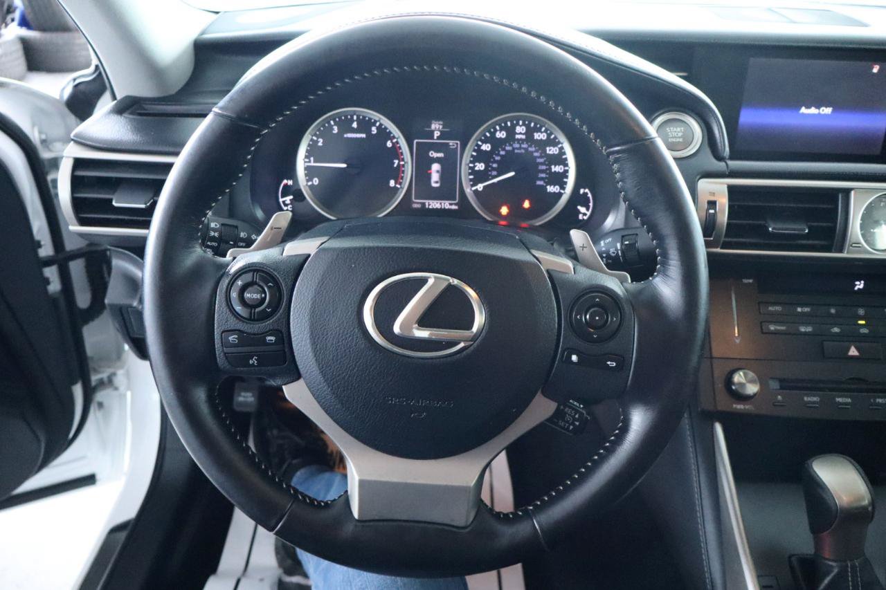 Used 2016 Lexus IS 200t RWD image 20