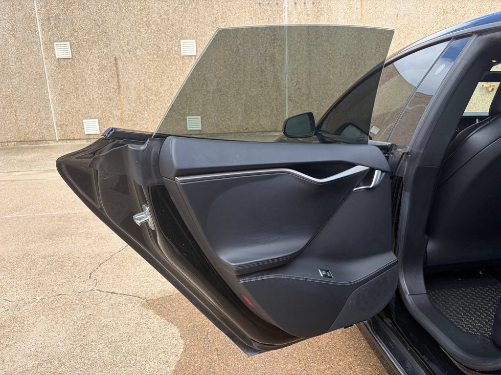Used 2018 Tesla Model S 75D AWD/4WD image 24