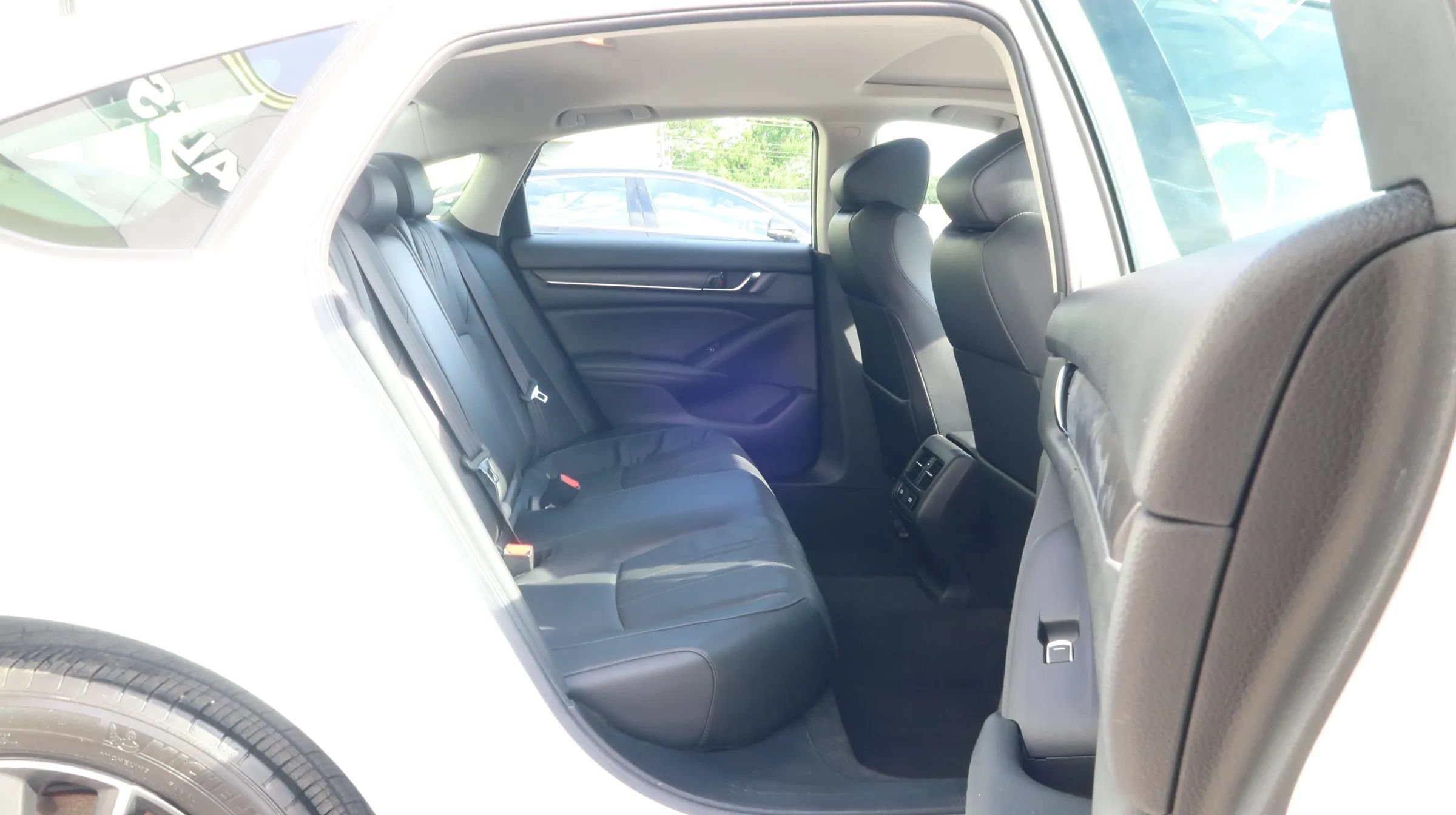 Used 2021 Honda Accord EX-L image 19