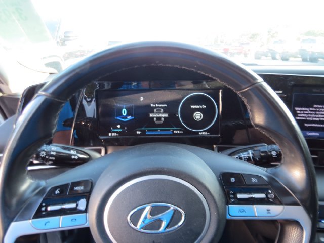 Used 2022 Hyundai Elantra SEL w/ Convenience + Premium Package FWD image 8