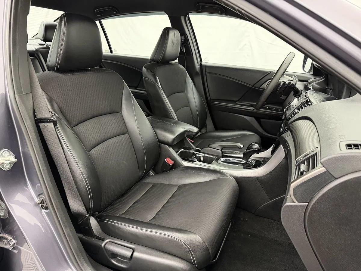 Used 2016 Honda Accord Sport image 20
