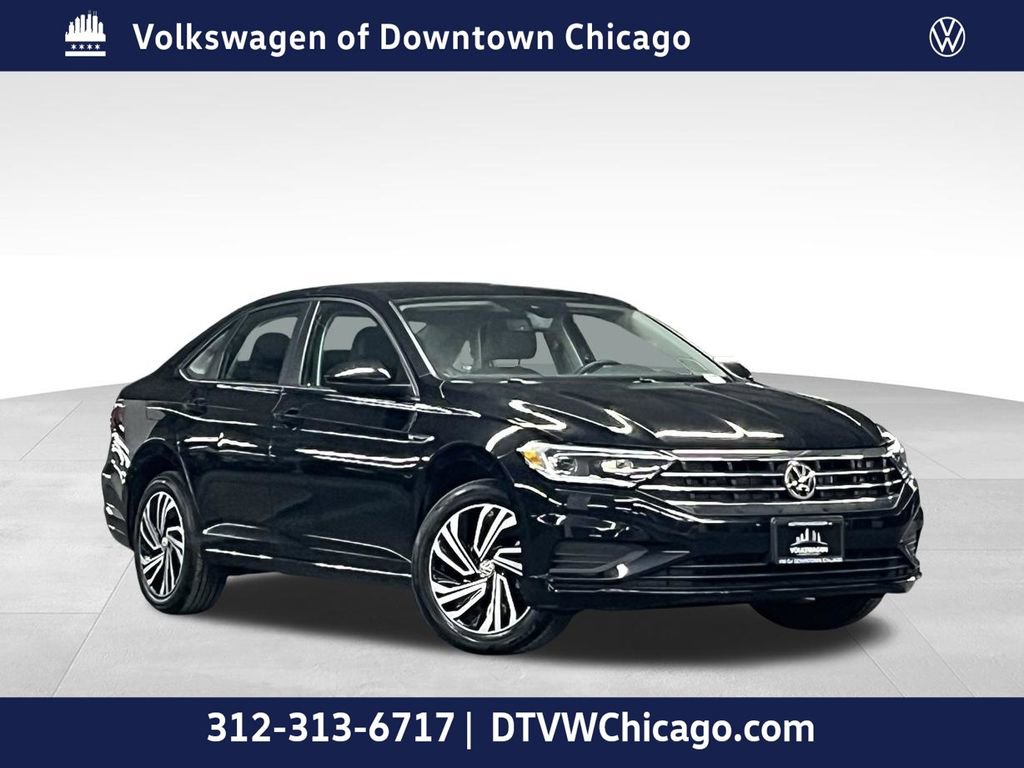 Used 2021 Volkswagen Jetta SEL image 1
