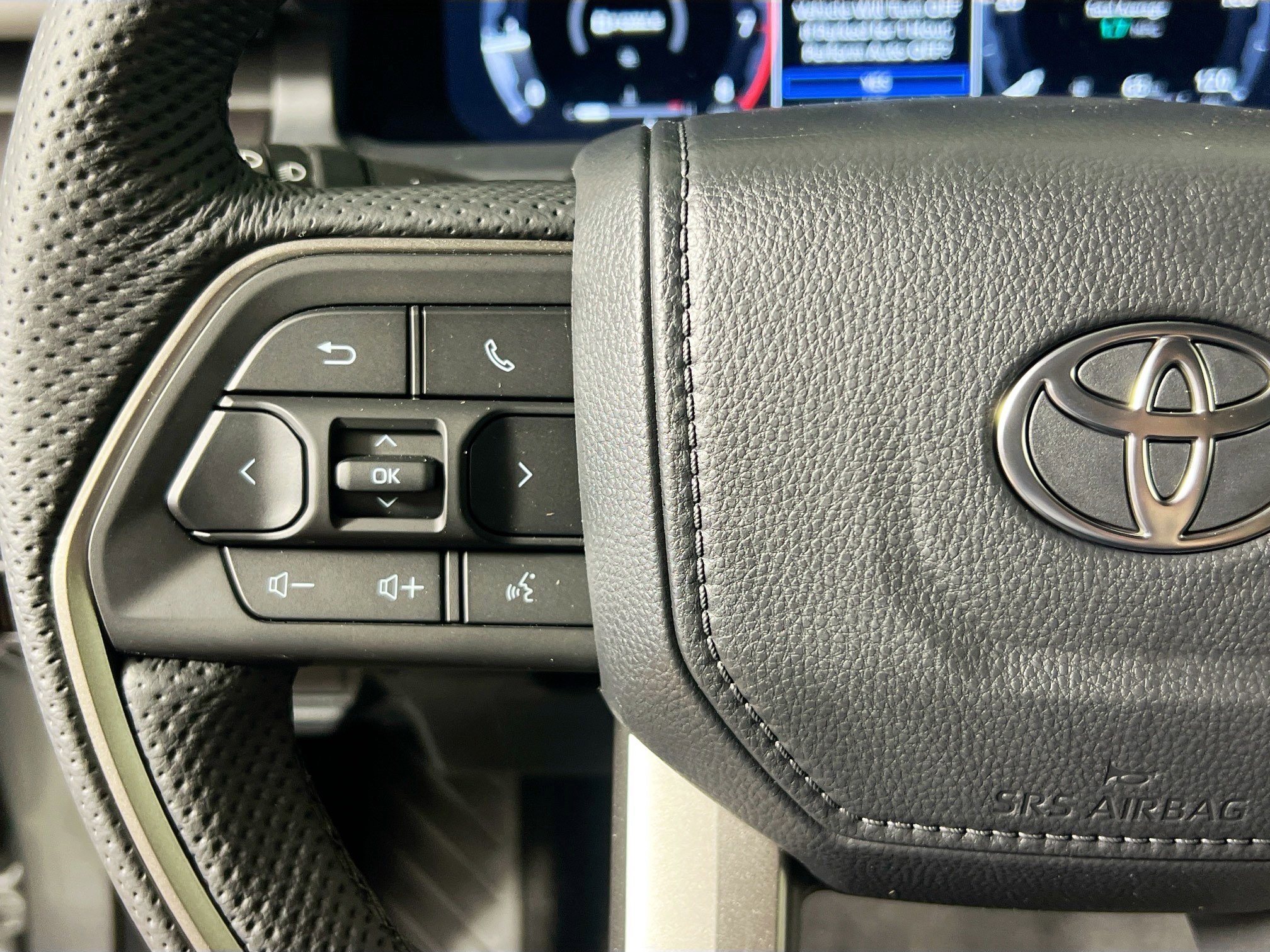 New 2025 Toyota Tacoma TRD Off-Road image 18