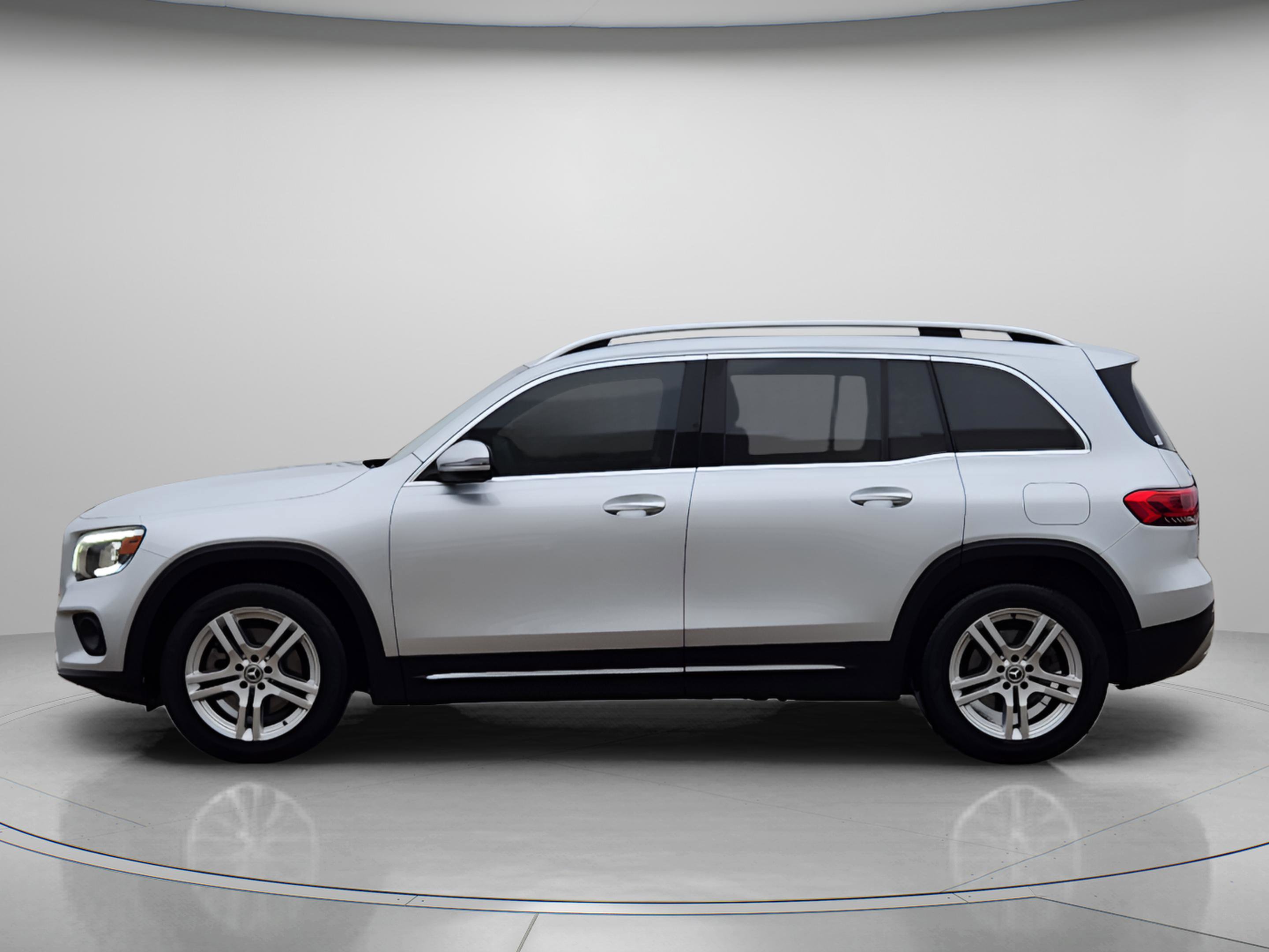 Used 2020 Mercedes-Benz GLB 250 video 2