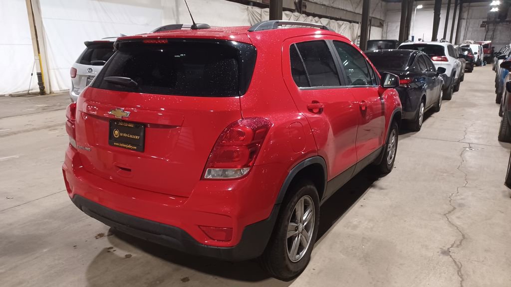 Used 2018 Chevrolet Trax LT w/ LPO, Protection Package image 2