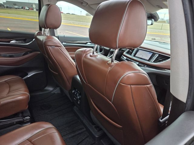 Used 2021 Buick Enclave Avenir w/ Avenir Technology Package AWD/4WD image 53