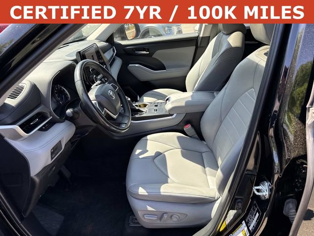 Used 2023 Toyota Highlander XLE AWD/4WD image 14