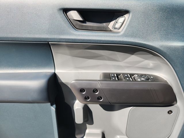 New 2025 Ford Maverick Lariat w/ Black Appearance Package image 16