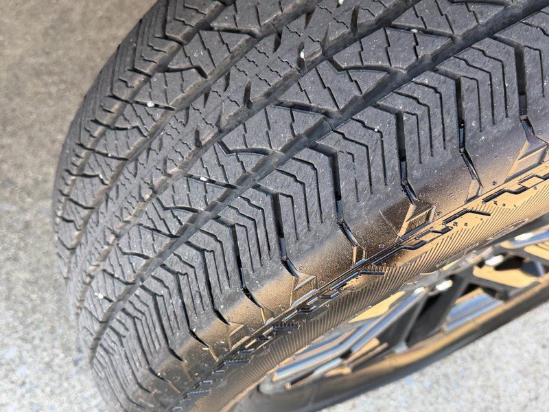 Used 2025 Ford F150 Lariat AWD/4WD image 9
